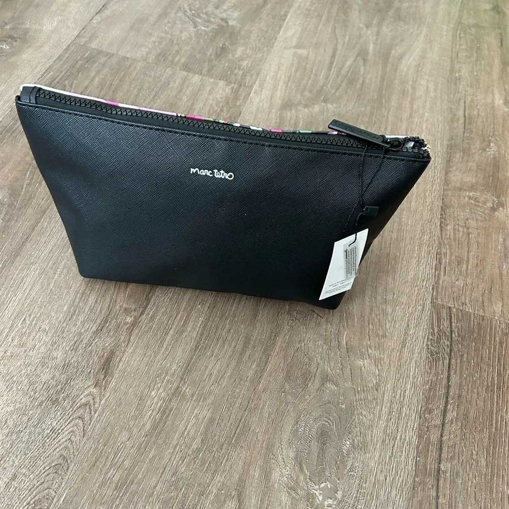 Marc Tetro NWT Floral Dog Print Cosmetic Pouch - Picture 2 of 7